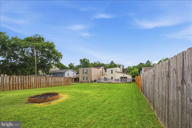 260 W WALNUT ST, Marietta, PA 17547