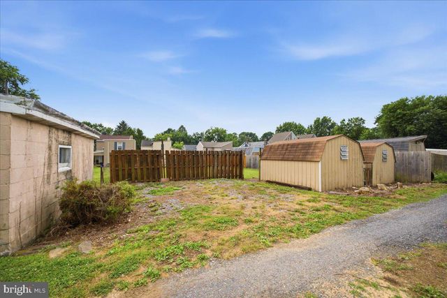 260 W WALNUT ST, Marietta, PA 17547