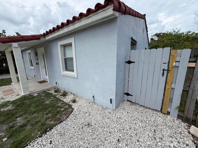 1508 NW 1st Avenue 2, Fort Lauderdale, FL 33311