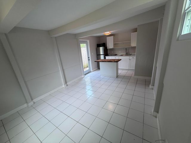 1508 NW 1st Avenue 2, Fort Lauderdale, FL 33311