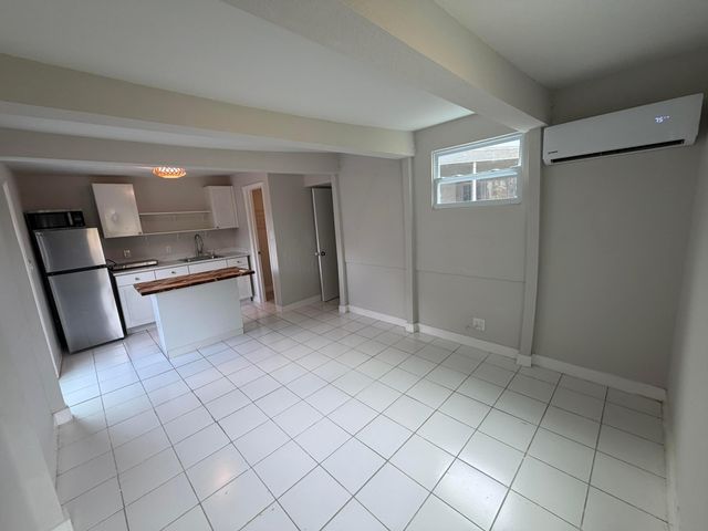 1508 NW 1st Avenue 2, Fort Lauderdale, FL 33311
