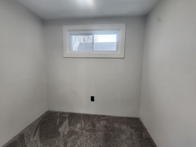 52 Glenwood Rd, Lynn, MA 01904