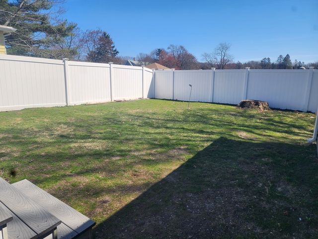 52 Glenwood Rd, Lynn, MA 01904