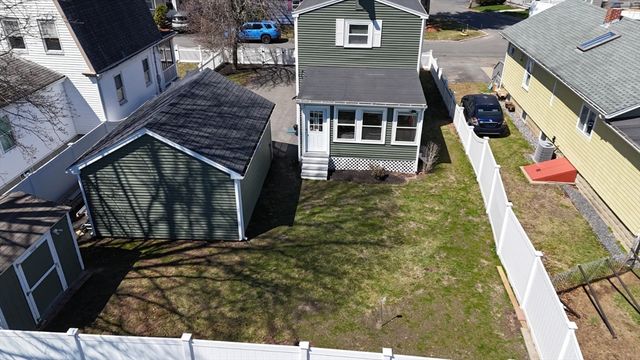 52 Glenwood Rd, Lynn, MA 01904