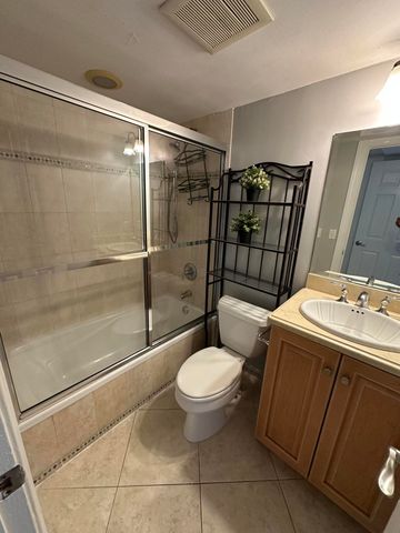 9949 Sandalfoot Boulevard Apt 533, Boca Raton, FL 33428