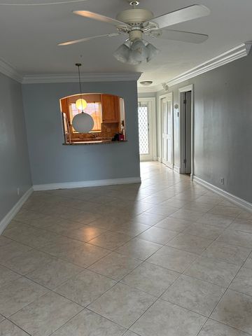 9949 Sandalfoot Boulevard Apt 533, Boca Raton, FL 33428