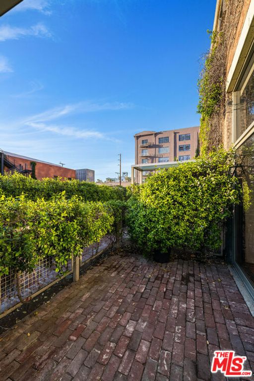 1850 E Industrial 106, Los Angeles, CA 90021