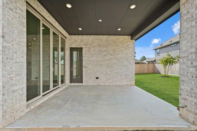 27004 West Rustlers Bend, Montgomery, TX 77316