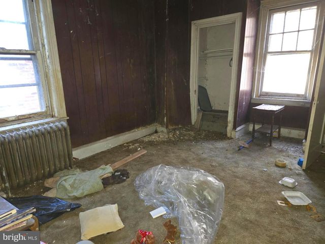 211 S 49TH ST, Philadelphia, PA 19139