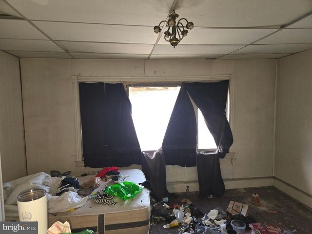 211 S 49TH ST, Philadelphia, PA 19139