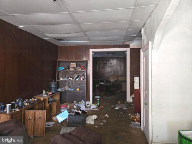 211 S 49TH ST, Philadelphia, PA 19139