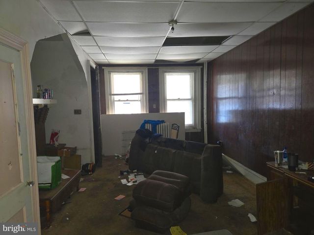 211 S 49TH ST, Philadelphia, PA 19139