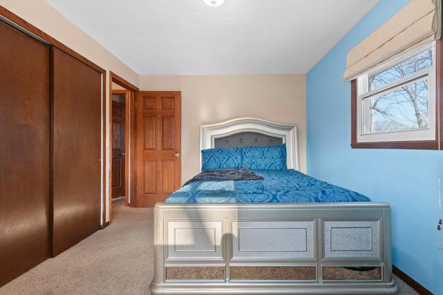 2203 E COLLEGE AVENUE, Appleton, WI 54915