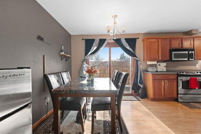 2203 E COLLEGE AVENUE, Appleton, WI 54915