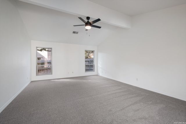 9226 Honey Creek Dr, San Antonio, TX 78230