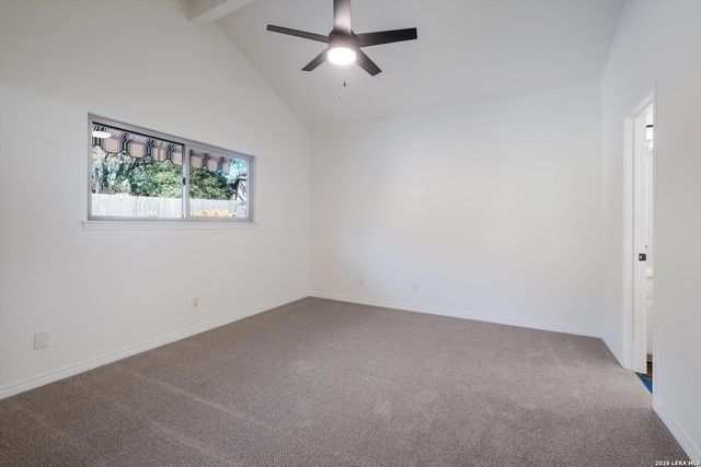 9226 Honey Creek Dr, San Antonio, TX 78230