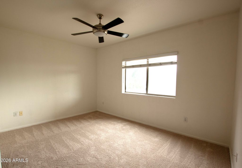 920 E DEVONSHIRE Avenue 2002, Phoenix, AZ 85014 — photo 4