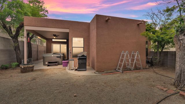 11041 ACADEMY RIDGE Road NE, Albuquerque, NM 87111