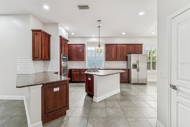 8094 COTTONWOOD COURT, Seminole, FL 33776