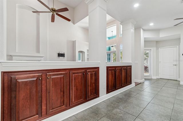 8094 COTTONWOOD COURT, Seminole, FL 33776