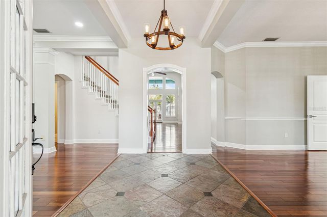 8094 COTTONWOOD COURT, Seminole, FL 33776