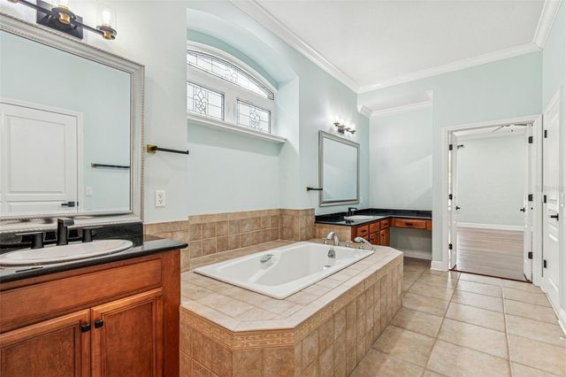 8094 COTTONWOOD COURT, Seminole, FL 33776