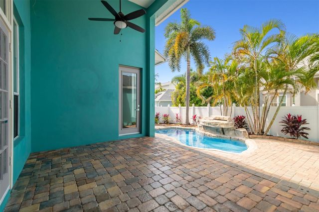 8094 COTTONWOOD COURT, Seminole, FL 33776