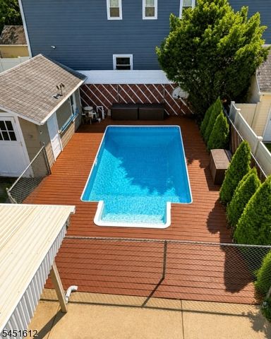 204 Tontine Ave, Lyndhurst Twp., NJ 07071