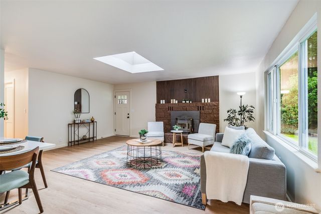 30 E Restful Road, Grapeview, WA 98546