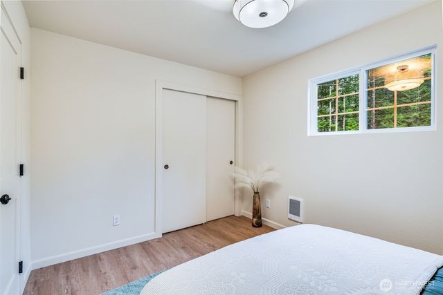 30 E Restful Road, Grapeview, WA 98546