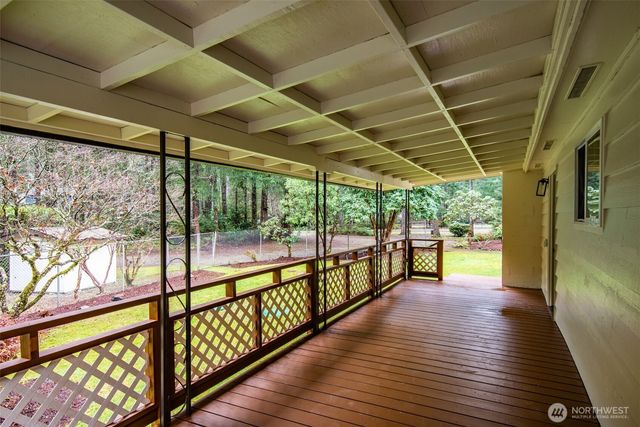 30 E Restful Road, Grapeview, WA 98546