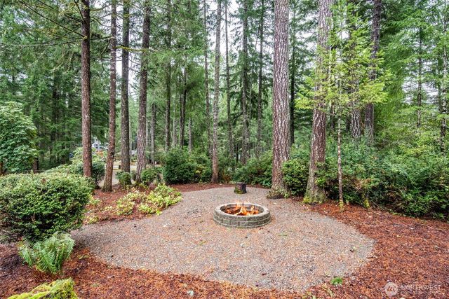 30 E Restful Road, Grapeview, WA 98546