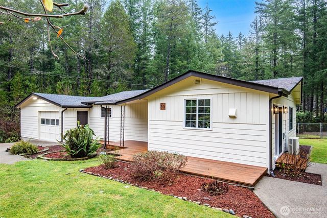 30 E Restful Road, Grapeview, WA 98546