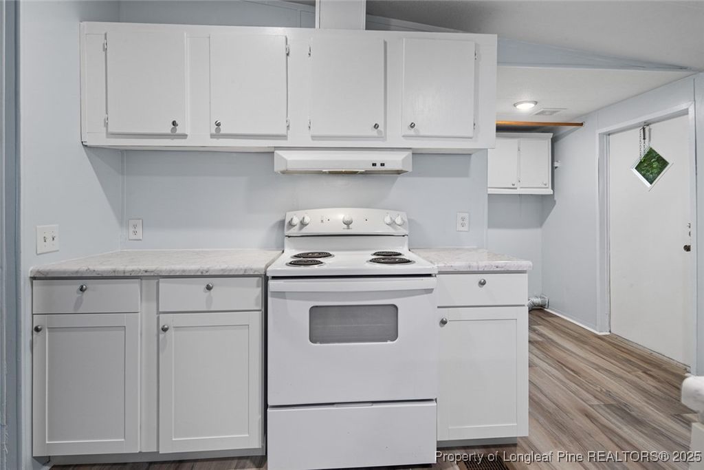 106 Cameo Lane, Parkton, NC 28371 — photo 7