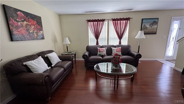 107 Snappy Lane, Salina, NY 13090