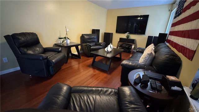 107 Snappy Lane, Salina, NY 13090