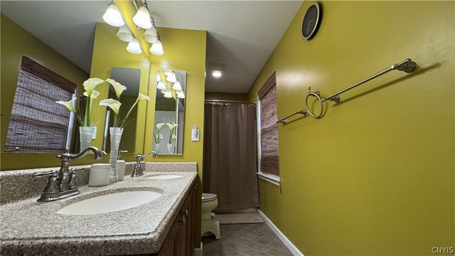 107 Snappy Lane, Salina, NY 13090
