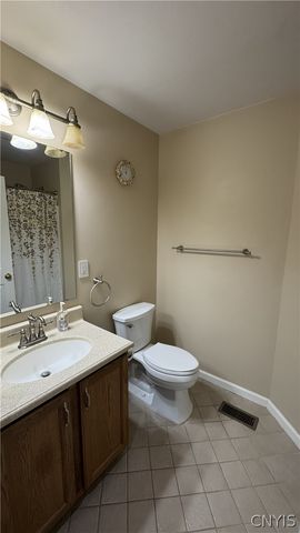 107 Snappy Lane, Salina, NY 13090