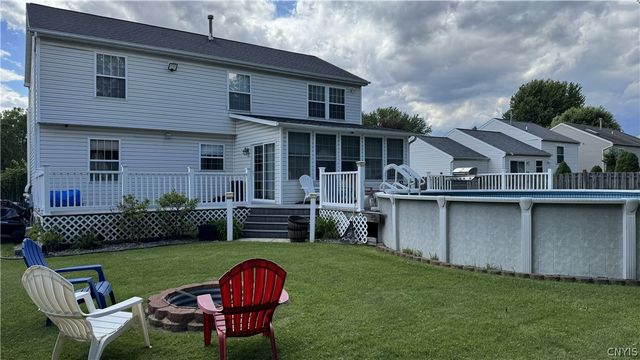 107 Snappy Lane, Salina, NY 13090