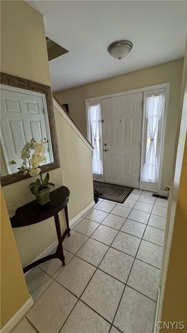 107 Snappy Lane, Salina, NY 13090