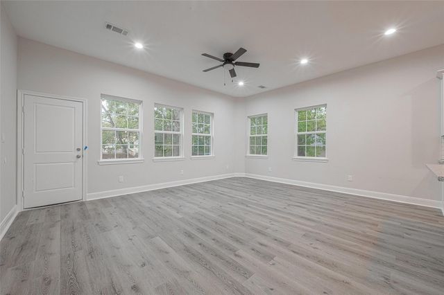 2528 S Texas Avenue Street A, Pearland, TX 77581