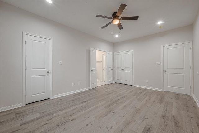 2528 S Texas Avenue Street A, Pearland, TX 77581