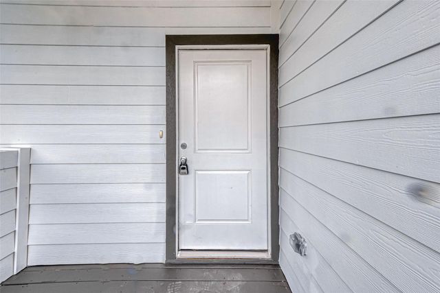 2528 S Texas Avenue Street A, Pearland, TX 77581