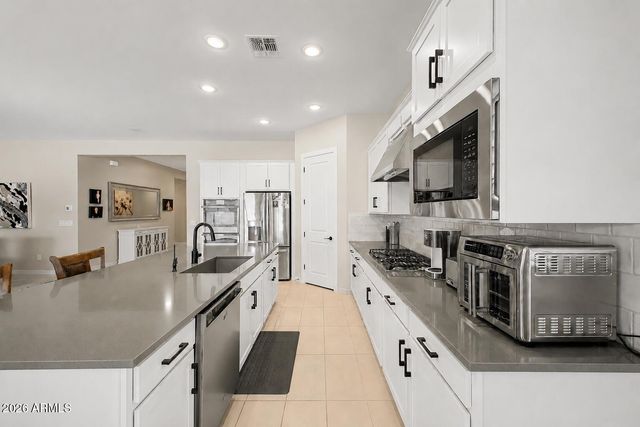 3140 E FLINTLOCK Drive, Queen Creek, AZ 85142