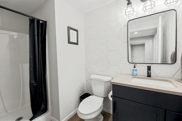 2441 N Winstead Cir, Wichita, KS 67226