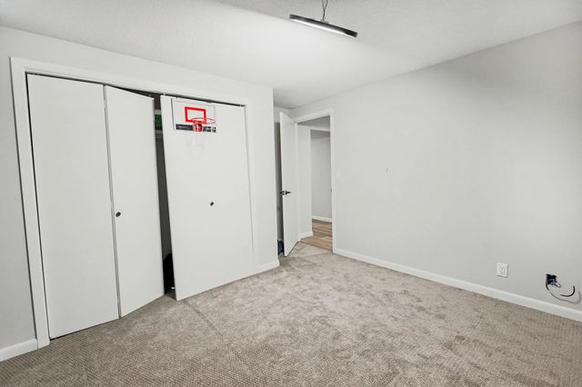 2441 N Winstead Cir, Wichita, KS 67226