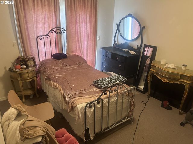 970 Nw WONDERVIEW Ct, Gresham, OR 97030