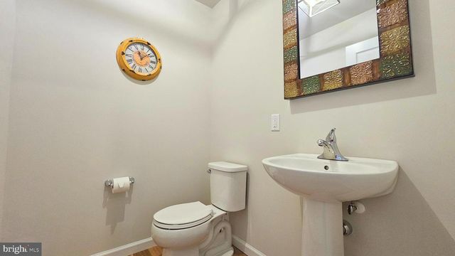 2645 LONGRIDGE DR, Hellertown, PA 18055
