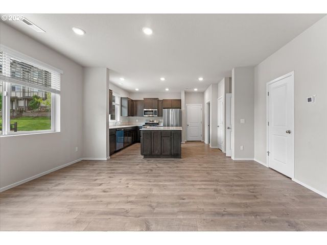 16109 Nw RELIANCE Ln, Portland, OR 97229
