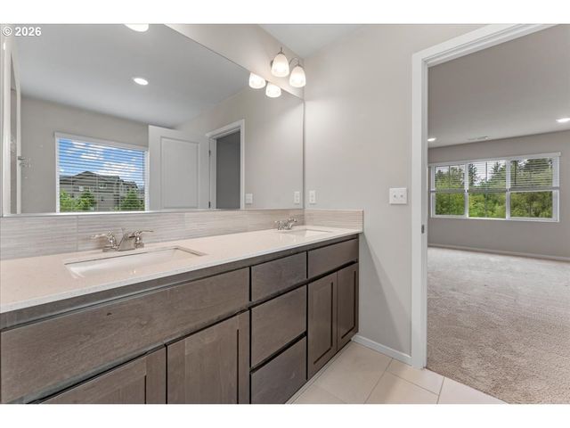 16109 Nw RELIANCE Ln, Portland, OR 97229